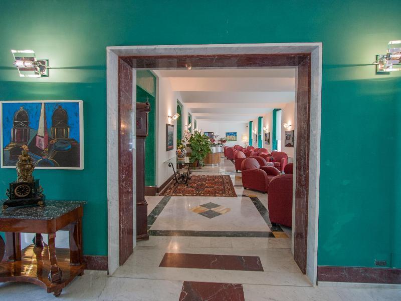 Ateneo Garden Palace Рим Экстерьер фото