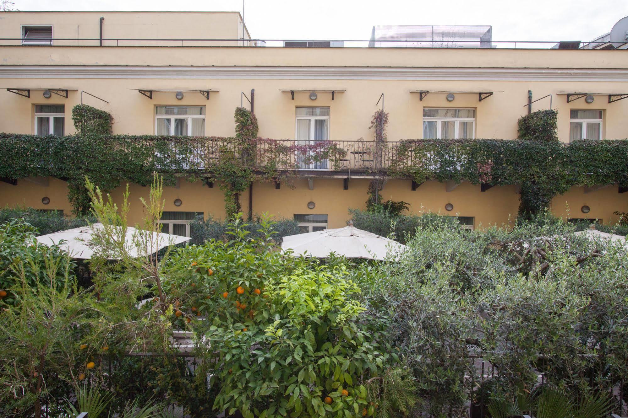 Ateneo Garden Palace Рим Экстерьер фото