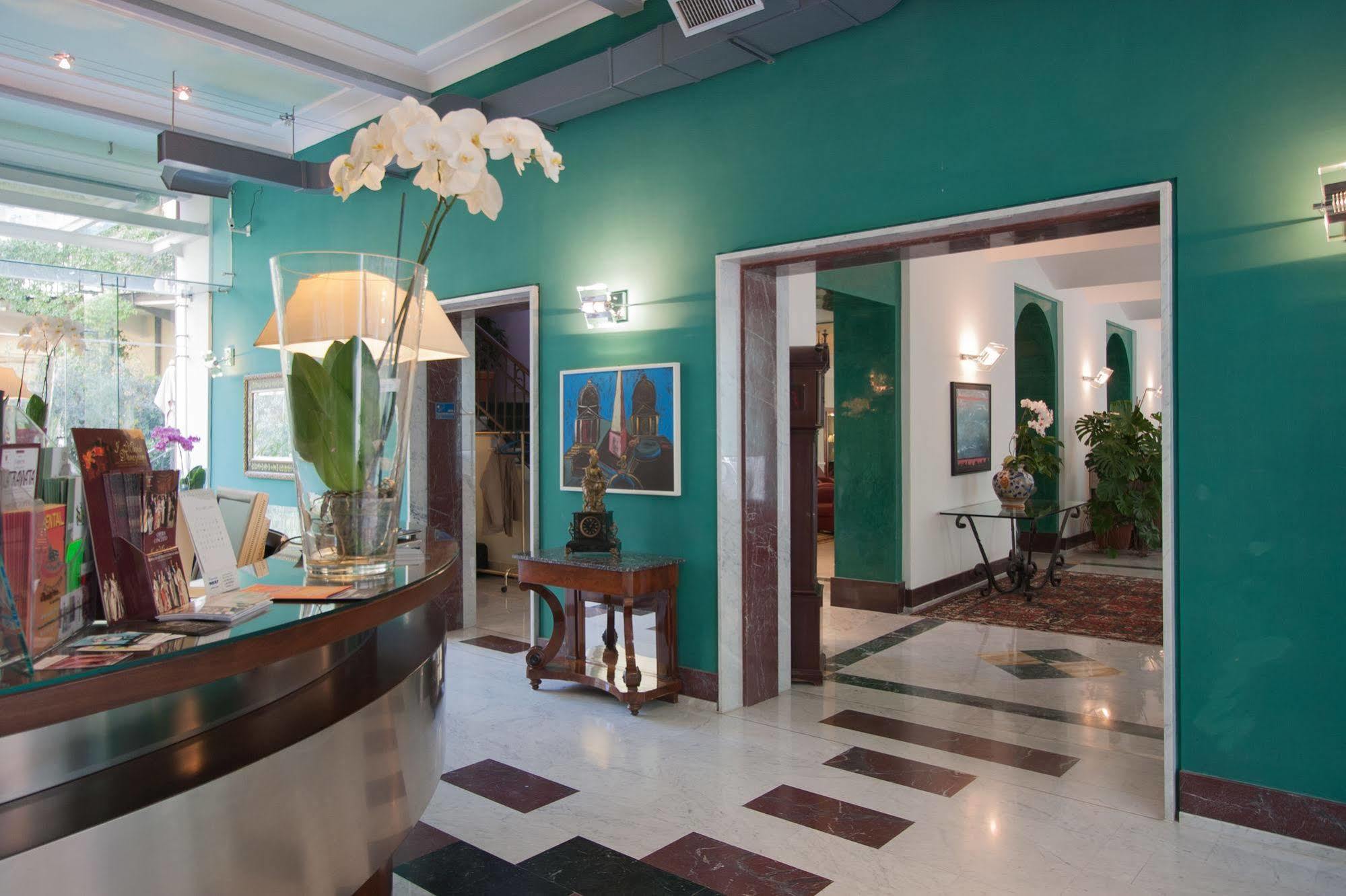 Ateneo Garden Palace Рим Экстерьер фото