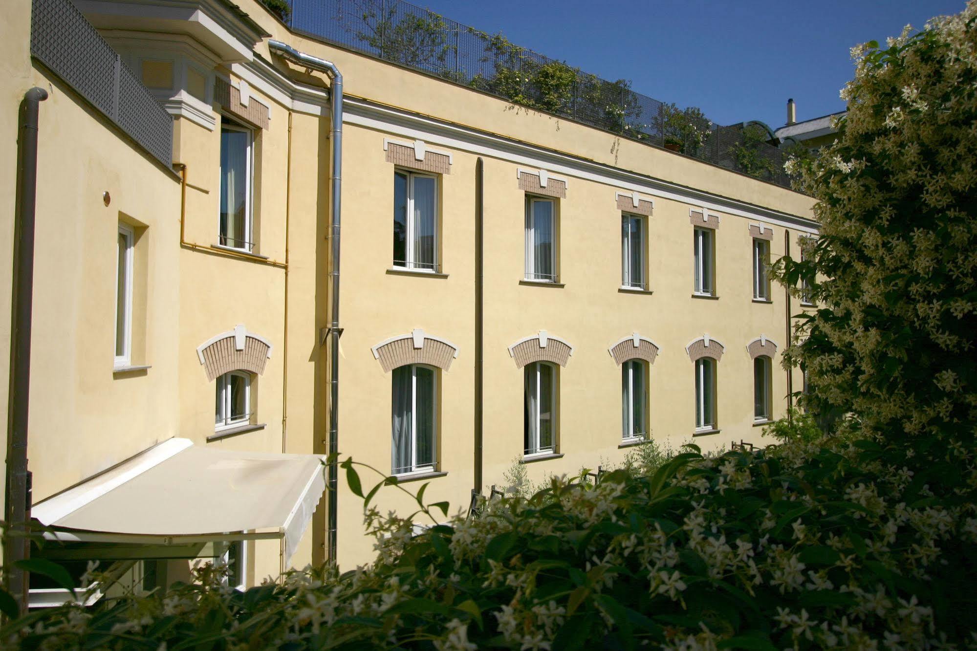 Ateneo Garden Palace Рим Экстерьер фото